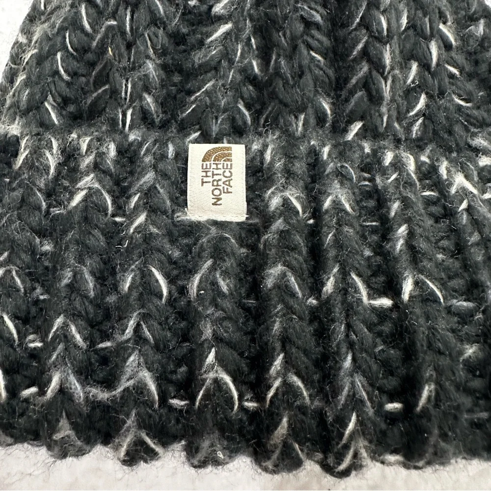 Black Knit North Face Beanie Hat